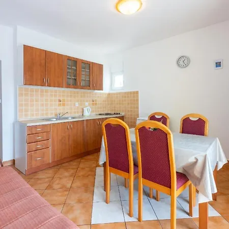 Apartman Ferienwohnung Fur 3 Personen Ca 40 Qm In Crikvenica, Kvarner Bucht Und Umgebung - B52603